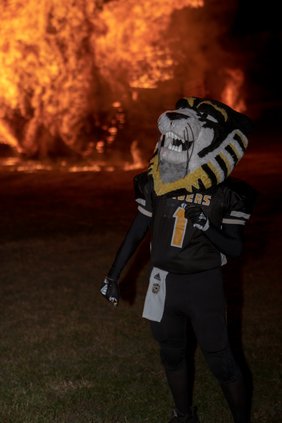 new_lgp_fhsuhomecomingpic