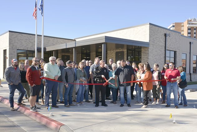 Justice-center-ribbon-cutting2023