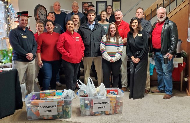 chamberFoodDrive2023