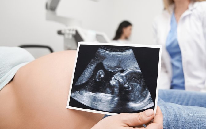 Tribune_support_groups_closeup-of-ultrasoung