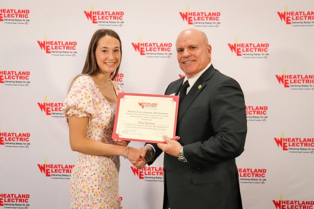 Nicholson Receives $1 000 Scholarship from Wheatland Electric Great