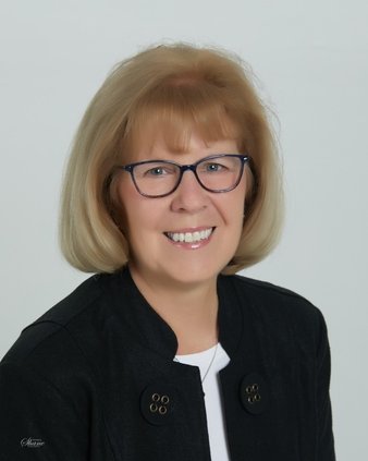 Diann Henderson head shot