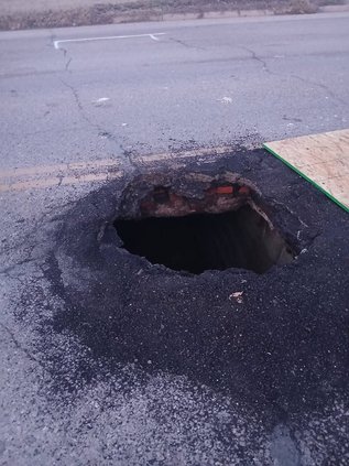 2025 K-14 sinkhole in Lyons
