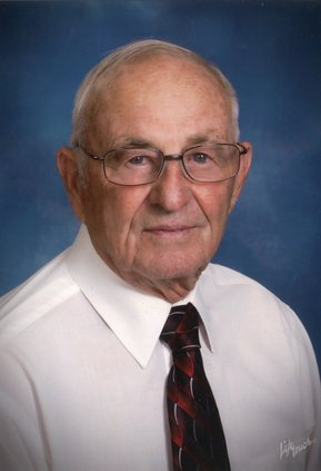 obits_lgp_hoffmanpic