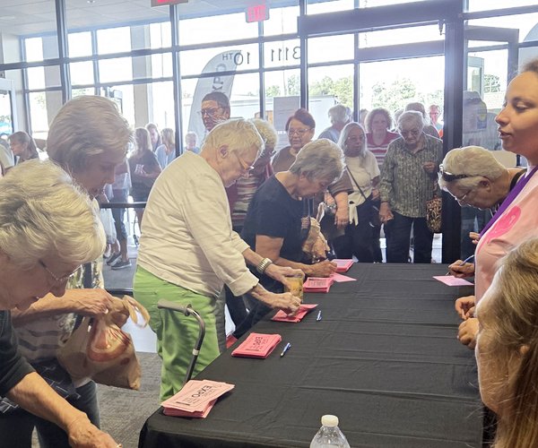 Women's Expo doors open 2025