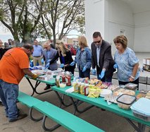 counrty lunch 25