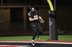 SPT_LF_ Daxton Minton touch downDSC_12772.jpg