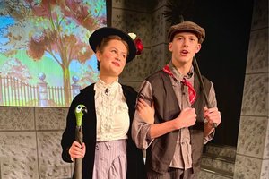 ent_lgp_marypoppinspic