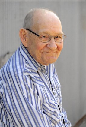 obits_lgp_simmonspic