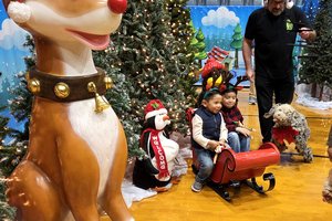 santa workshopa 2025