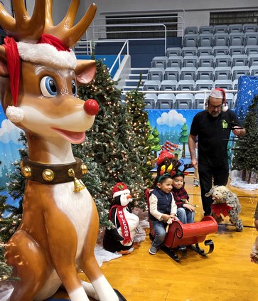 santa workshopa 2025