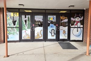 park snow front door art 2025