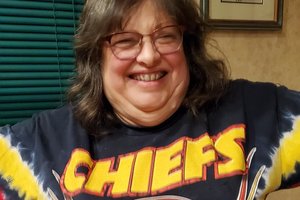 Thacker chiefs fan