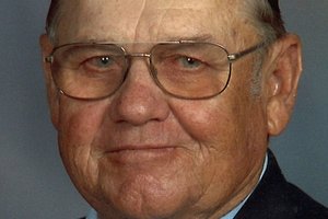 obits_lgp_skolautpic