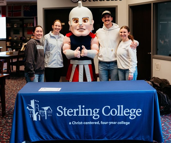 edu_lgp_sterlingcollegecampusvisitpic