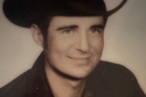 obits_lgp_bennettpic