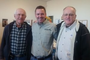 biz_lgp_cvkansasdoorspic