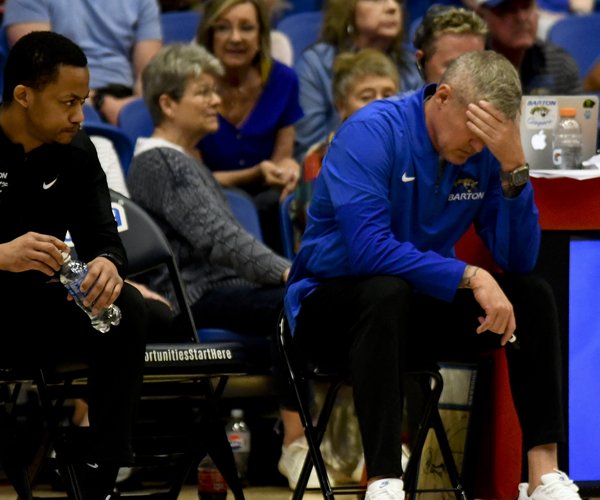 SPT_LF_ Coach Jeremy Combs DSC_52922.jpg