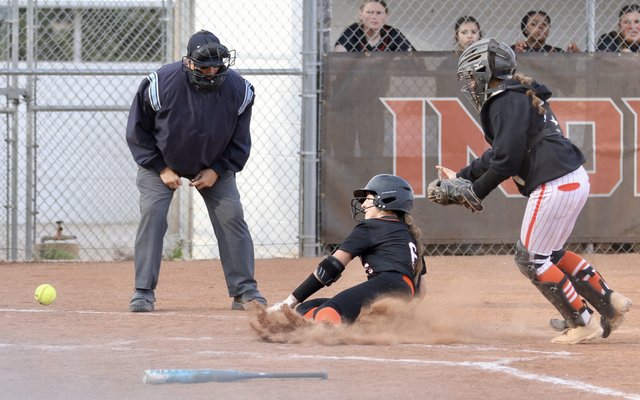 Brileigh Stahlecker scores