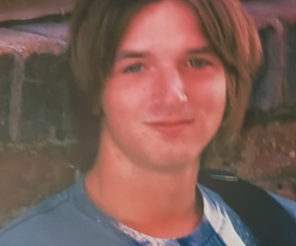 obits_lgp_scothornpic