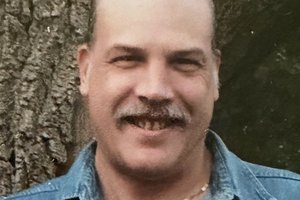 obits_lgp_bieberlepic