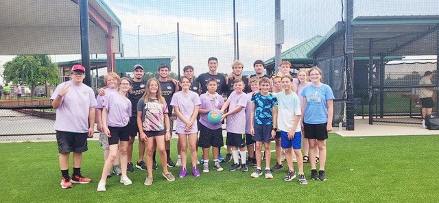 new_lgp_youthcrewkickballpic