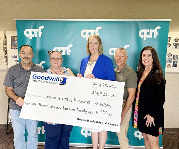 biz_lgp_goodwilldonationpic
