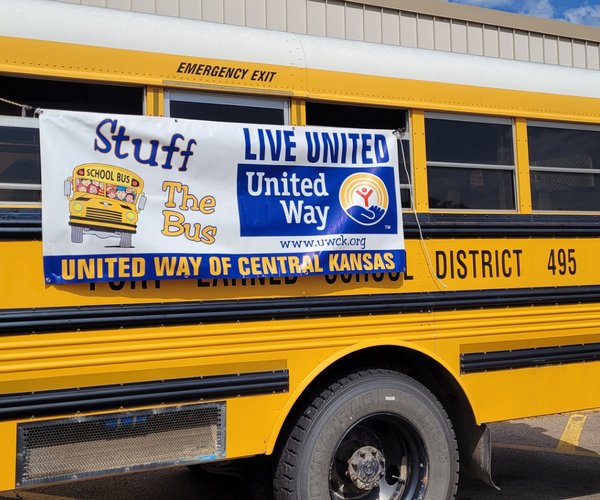 new_lgp_pawneecostuffthebusspic