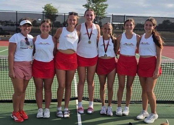 hhs girls tennis 2026