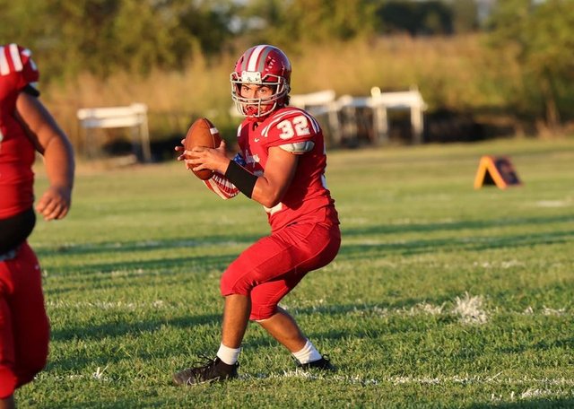 Macksville Mustangs kicking up their heels - Great Bend Tribune