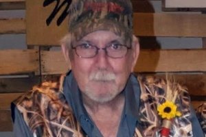 obits_lgp_johnsonpic