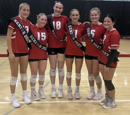 hhs seniors vball